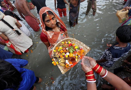 Ganges River Kolkata India Chaiti Chhath Festival